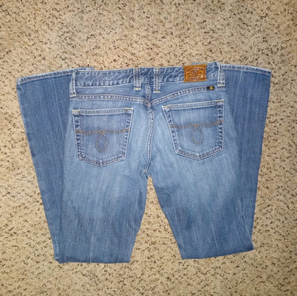 Womens lucky jeans (sz 2/26)